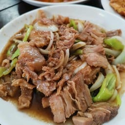 หมูชิ้นผัดพริกอ่อน