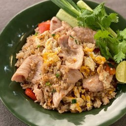 ข้าวผัดหมู