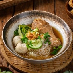 ก๋วยเตี๋ยวหอมเลียง
