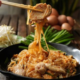 [คุ้มค่า] ผัดไทยไก๊ไก่ (ไก่ x2)