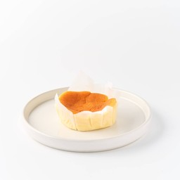 Mini Basque Burnt Cheesecake ชีสเค้กหน้าไหม้