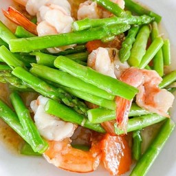 ผัดหน่อไม้ฟรั่งกุ้ง