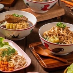 ⭐️ก๋วยเตี๋ยวไก่🥇ยายโสม พรานนก🥇 ก๋วยเตี๋ยวไก่ยายโสม ไส้กรอกแดง ก๋วยเตี๋ยว ก๋วยเตี๋ยวไก่ ก๋วยเตี๋ยวหมู ก๋วยเตี๋ยวปลา ก๋วยเตี๋ยวเรือ ก๋วยเตี๋ยวต้มยำ ก๋วยเตี๋ยวไก่เบตง ก๋วยเตี๋ยวไก่น่อง ก๋วยเตี๋ยวน่องไก่ ก๋วยเตี๋ยวไก่ฉีก น้ำปั่น น้ำมะพร้าวปั่นนมสด