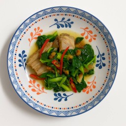 ผัดคะน้า (กับข้าว)