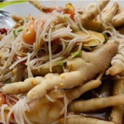 ตำซั่วตีนไก่