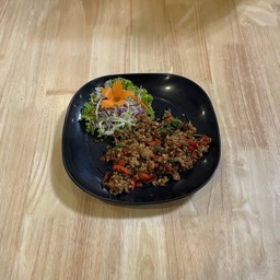 กะเพราเนื้อ.