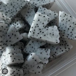 แก้วมังกรพร้อมทาน