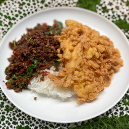 ข้าวกระเพราเนื้อสับ