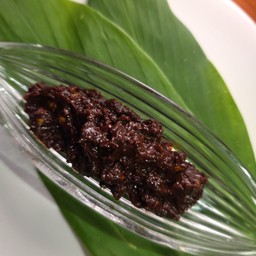 น้ำพริกตาแดงห่อใหญ่