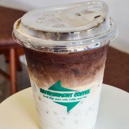 ลาเต้ (คั่วกลางค่อนเข้ม)