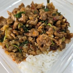 ข้าวผัดกะเพรา