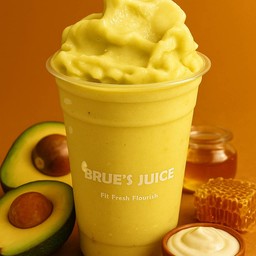 อะโวคาโดปั่นใส่โยเกิร์ต และน้ำผึ้ง