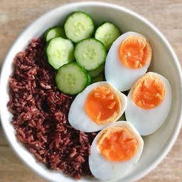 ข้าวไข่ต้มน้ำจิ้มแจ่วไข่ 2 ฟอง