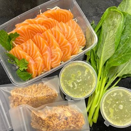 แซลม่อนแช่น้ำปลา Size L (200 กรัม)