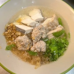 ข้าวต้มปลา+หมูก้อน+ซี่โครง