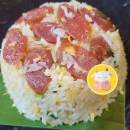 ข้าวผัดกุนเชียงเนื้อขุนช้าง