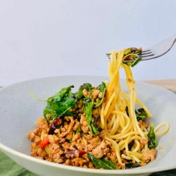 สปาเกตตี้กระเพราหมูสับ