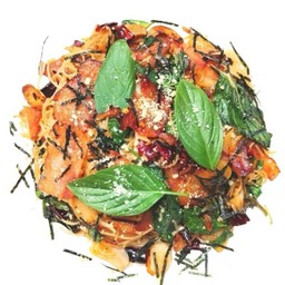 สปาเก็ตตี้ไก่,หมู ผัดพริกแห้ง