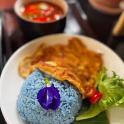 ชุดข้าวต้มยำกุ้ง ไข่เจียว