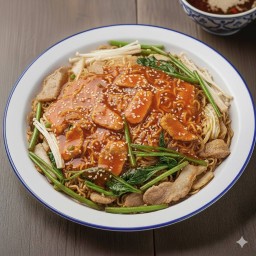 สุกี้แห้ง เส้นมาม่า+เนื้อสัตว์+ไข่+ผัก