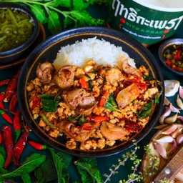 ข้าวกะเพรา หมูสับ+ตับไก่