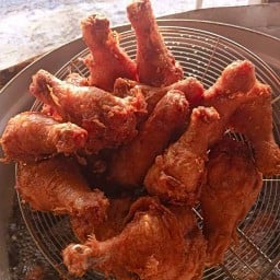 เจ๊โม(ไก่ทอดหาดใหญ่) ไก่ทอดหาดใหญ่กุดนกเปล้า