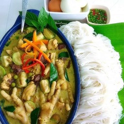 น้ำยาแกงเขียวหวาน มีแค่น้ำยานะคะ