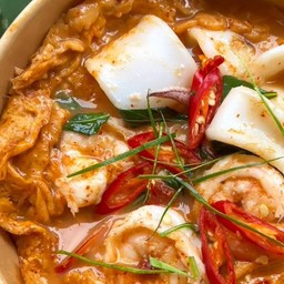ข้าวไข่ข้นห่อหมกปลาหมึก