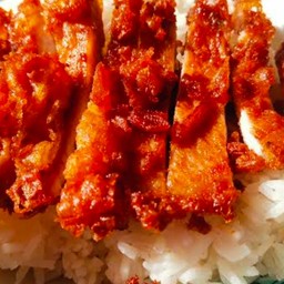 ข้าวหมูทอด+น้ำจิ้มแจ่ว(ส่วนสะโพกนะคะ)