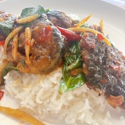 บ้านลุงแอ๊ด