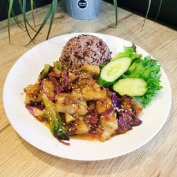 ข้าวยำปลาแซ่บ สูตรคลีน 350 kcal