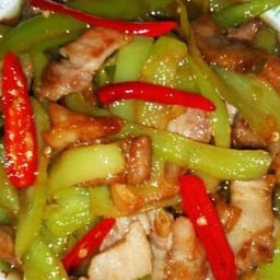 (กับข้าว)พริกหยวกสามชั้นทอด