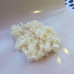 ข้าวเหนียวห่อเล็ก