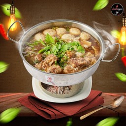 ก๋วยเตี๋ยวเรือยุดยา สเต็ก ลุงนวย ปตท หทัยราษฎร์ 33