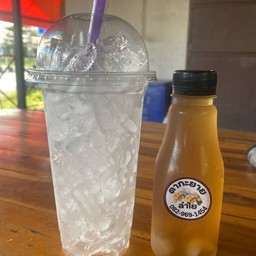 น้ำลำใย+น้ำแข็ง