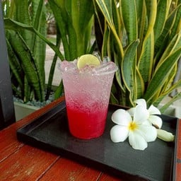 น้ำแดงน้ำผึ้งมะนาวโซดา