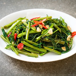 Thai stir-Fried Moning glory / ผักบุ้งไฟแดง