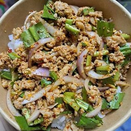 ข้าวหน้าลาบหมู