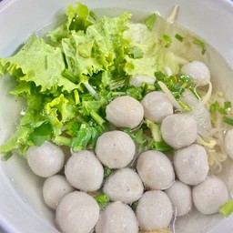 ก๋วยเตี๋ยวลูกชิ้นปลากราย