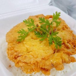 ข้าวไข่เจียวหมูสับ