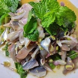 ร้านยำตาแป๊ะล็อก37 หาดบางแสน สาย1