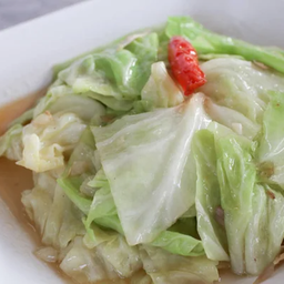 Stir-Fried Cabbage /กะหล่ำปลีผัดน้ำปลา