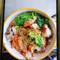 บะหมี่คลุกหมูสับ