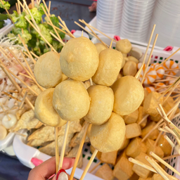 หม่าล่าหน้าบ้านพัก