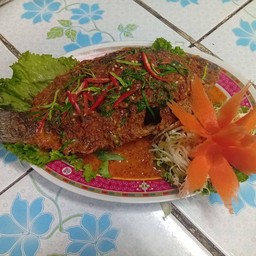 ฉู่ฉี่ปลานิล