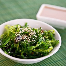 ยำสาหร่าย  70g