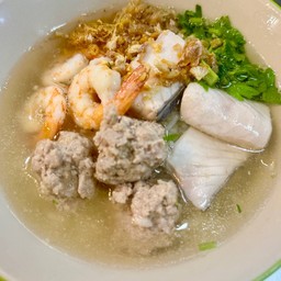 ข้าวต้มปลา+กุ้ง+หมูก้อน