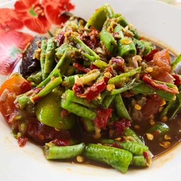 ส้มตำถั่ว
