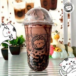 ชานมไข่มุก Marucha & ขนมปังปิ้ง -