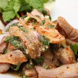 น้ำตกหมู